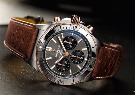 breitling chronomat che cambia colore cassa|fratello breitling b01 42.